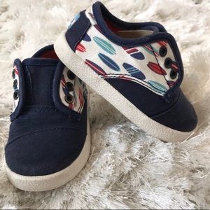 Toms surfboard shoes 5